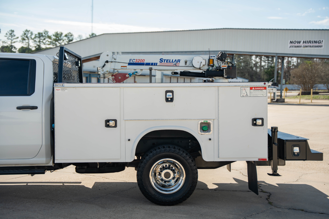 Chevrolet Silverado 3500HD Work Truck Crew Cab 4WD 2023