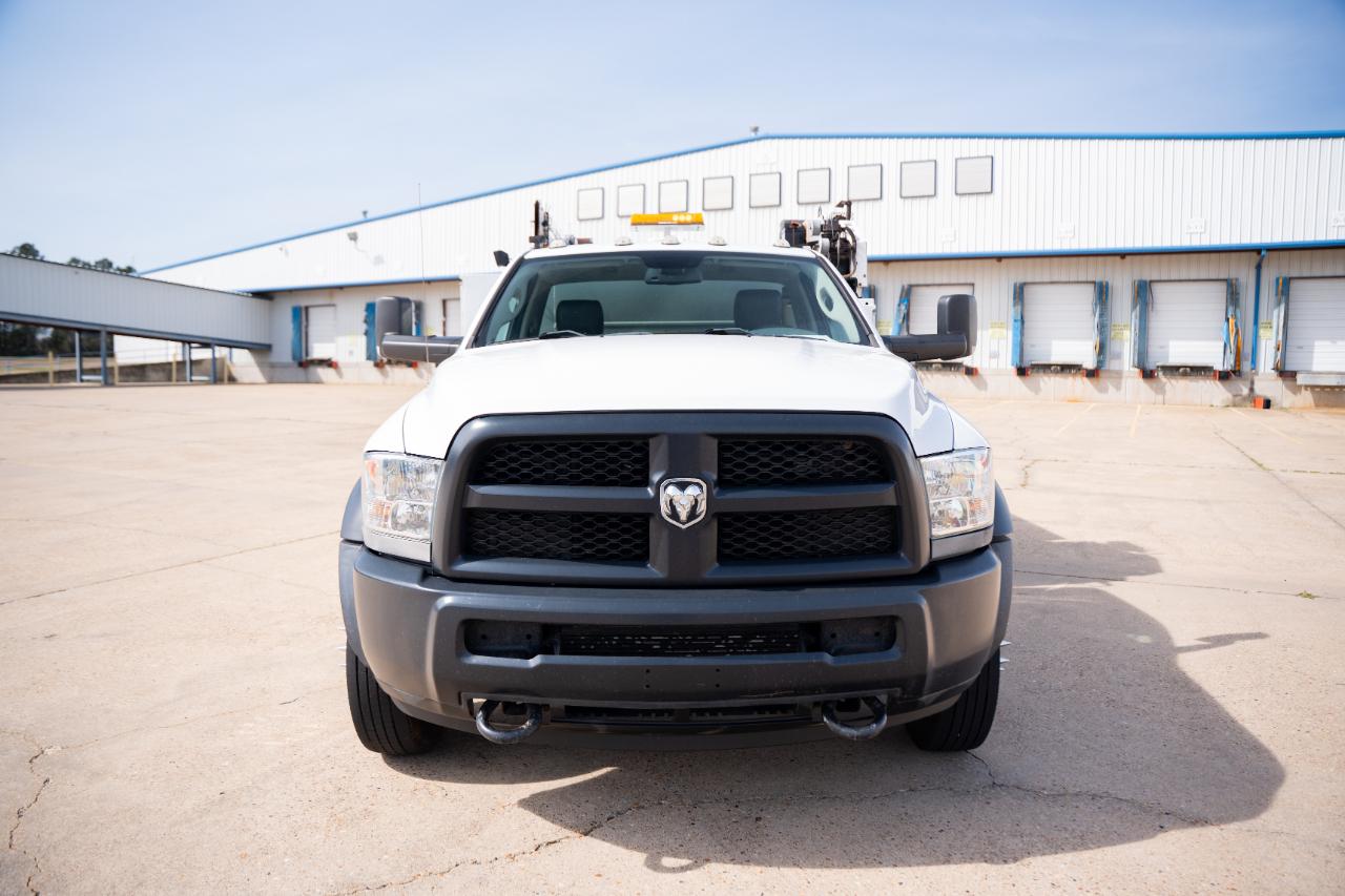 RAM 5500 Regular Cab 4WD DRW 2018