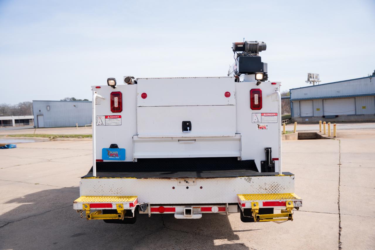 RAM 5500 Regular Cab 4WD DRW 2018