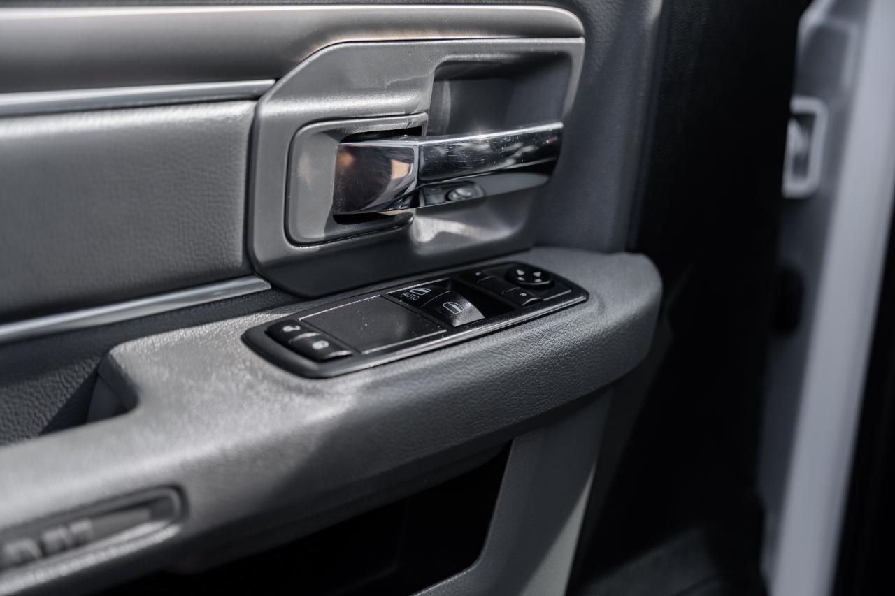 RAM 5500 Regular Cab 4WD DRW 2018