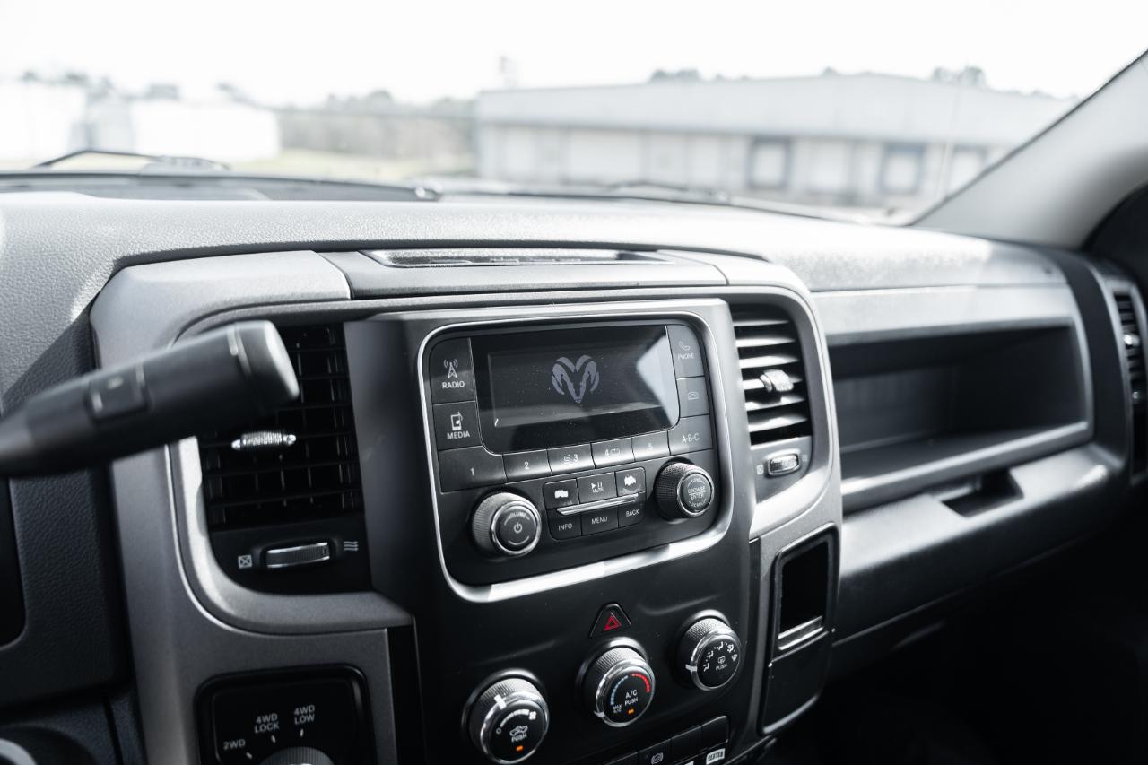 RAM 5500 Regular Cab 4WD DRW 2018