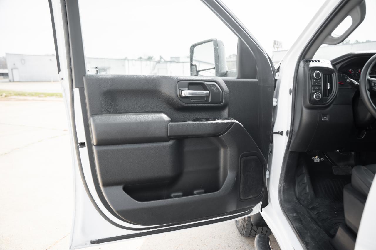 Chevrolet Silverado 3500HD Work Truck Crew Cab 4WD 2024