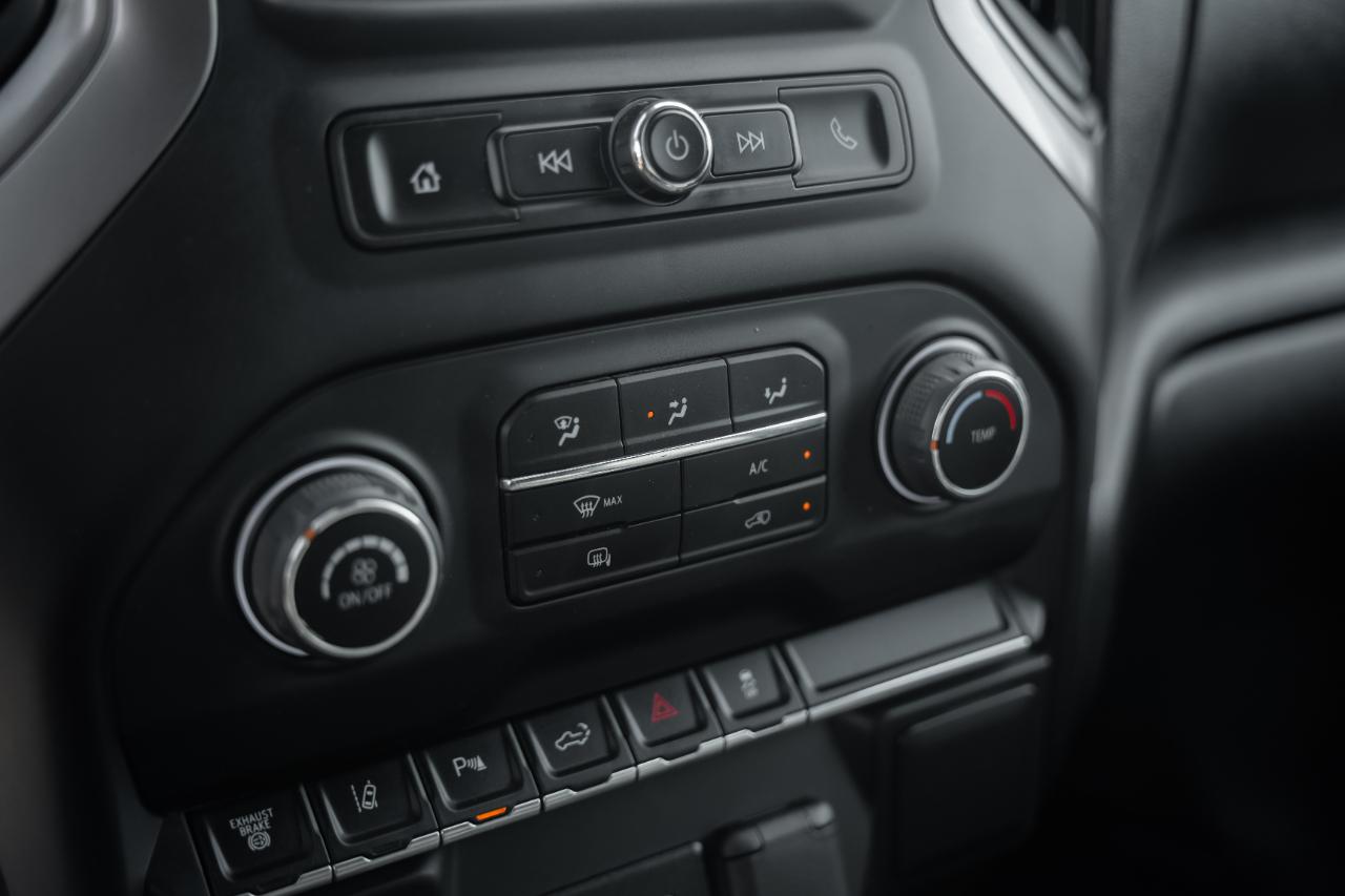 Chevrolet Silverado 3500HD Work Truck Crew Cab 4WD 2024