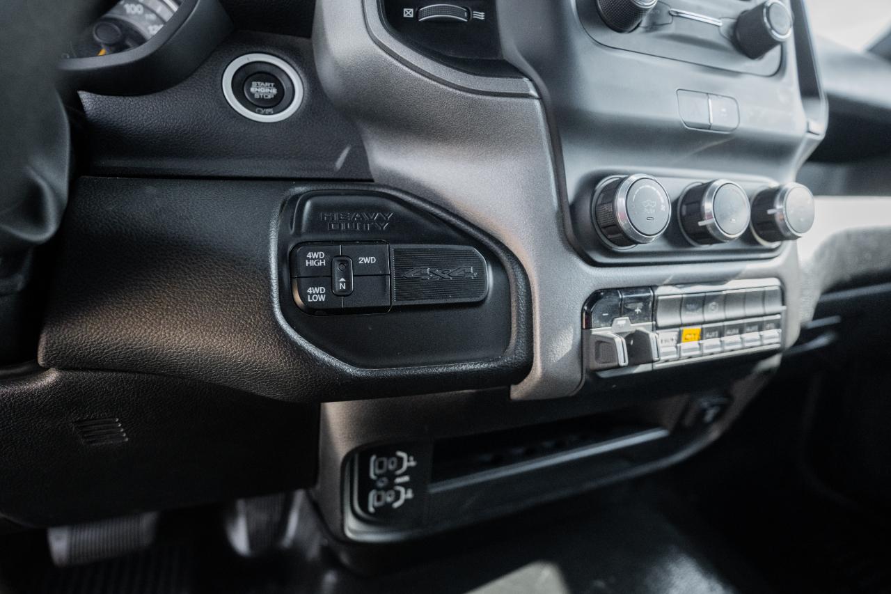 RAM 5500 Regular Cab 4WD DRW 2022