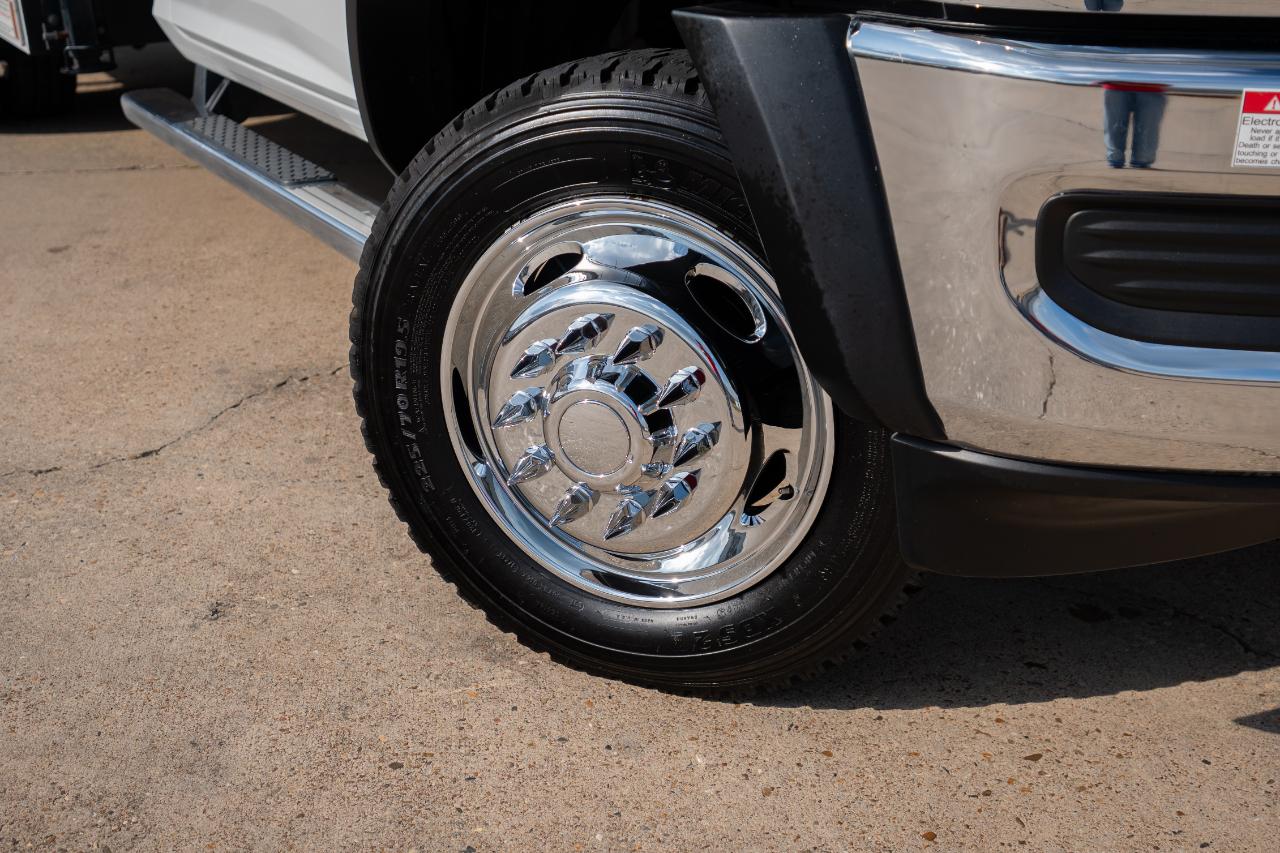 RAM 5500 Regular Cab 4WD DRW 2022