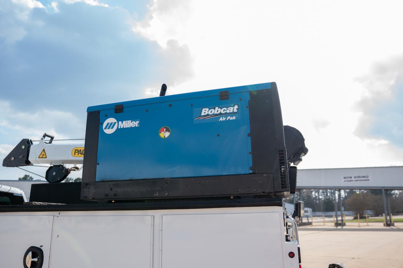 RAM 5500 Regular Cab 4WD DRW 2022