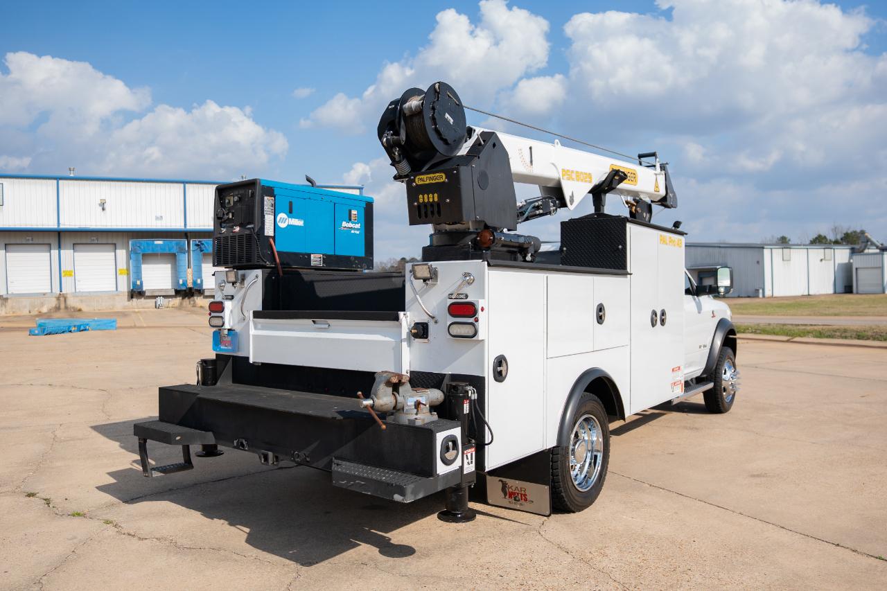 RAM 5500 Regular Cab 4WD DRW 2022