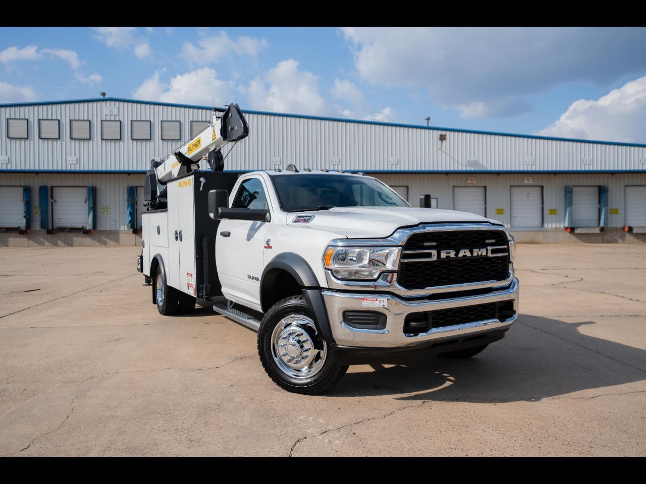 RAM 5500 Regular Cab 4WD DRW 2022