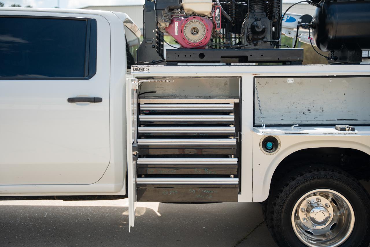 Chevrolet Silverado 3500HD Work Truck Crew Cab 4WD 2022