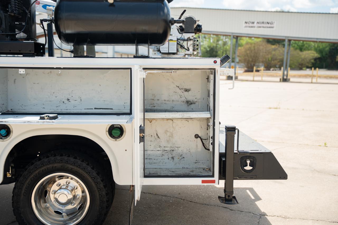 Chevrolet Silverado 3500HD Work Truck Crew Cab 4WD 2022