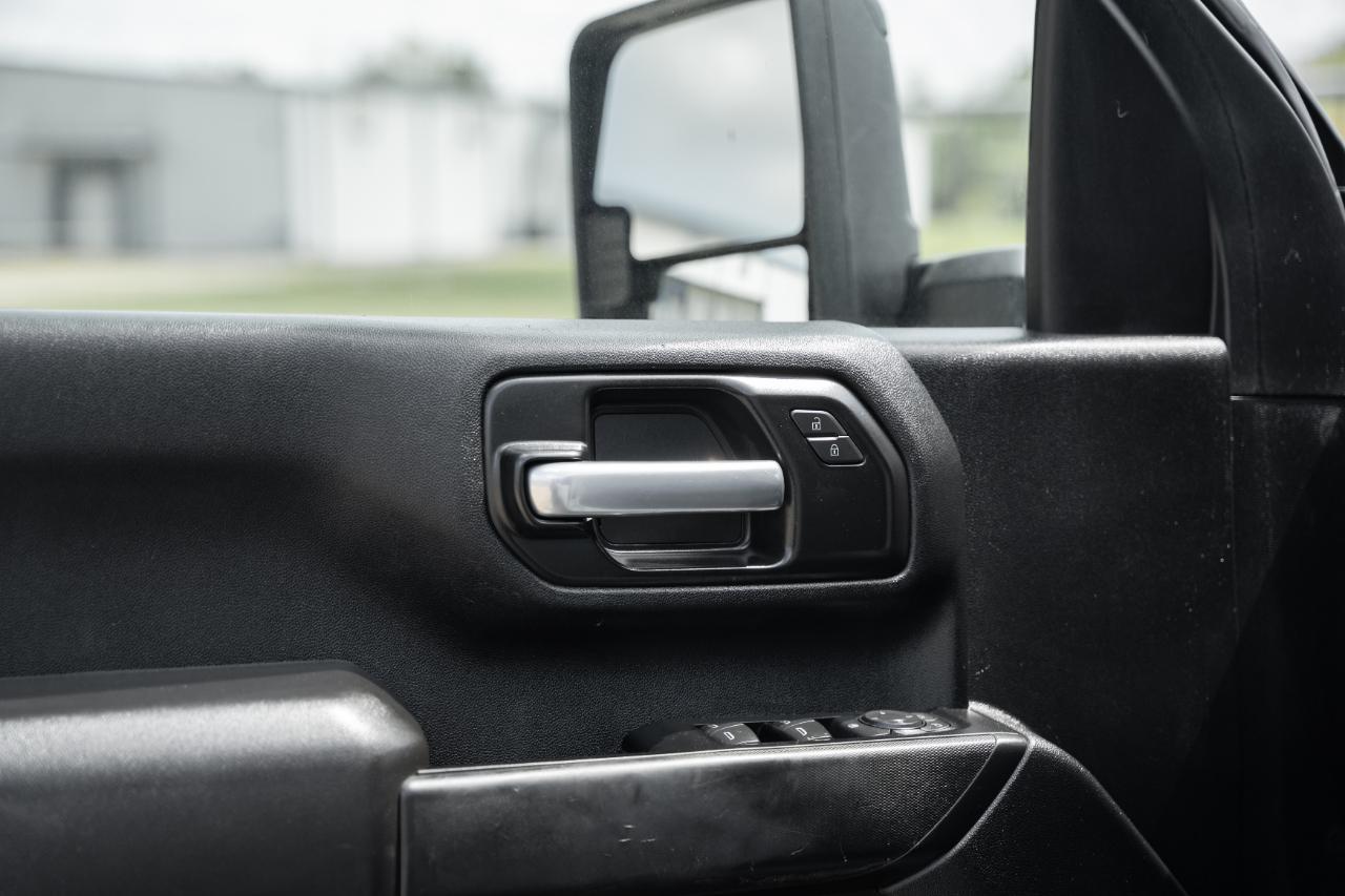 Chevrolet Silverado 3500HD Work Truck Crew Cab 4WD 2022