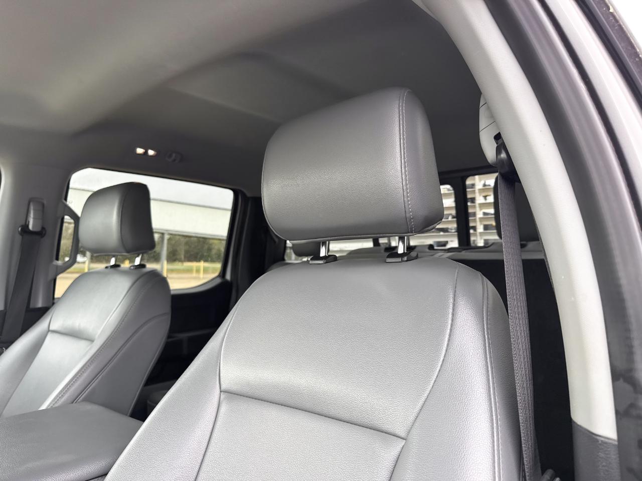 Ford F-350 SD XL Crew Cab Long Bed DRW 4WD 2024