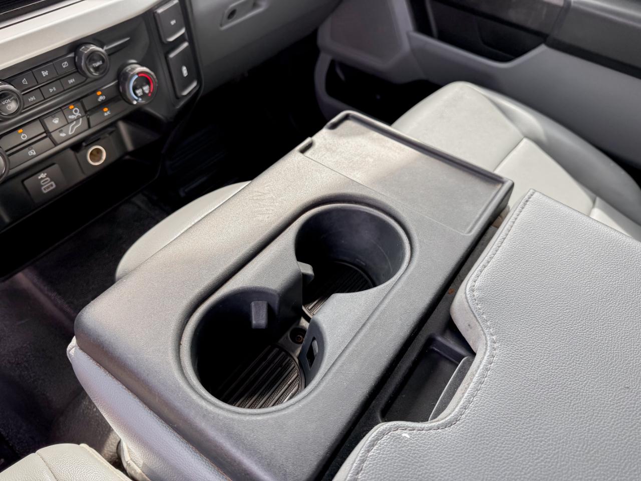 Ford F-350 SD XL Crew Cab Long Bed DRW 4WD 2024