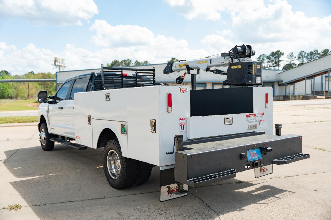 Ford F-350 SD XL Crew Cab Long Bed DRW 4WD 2024