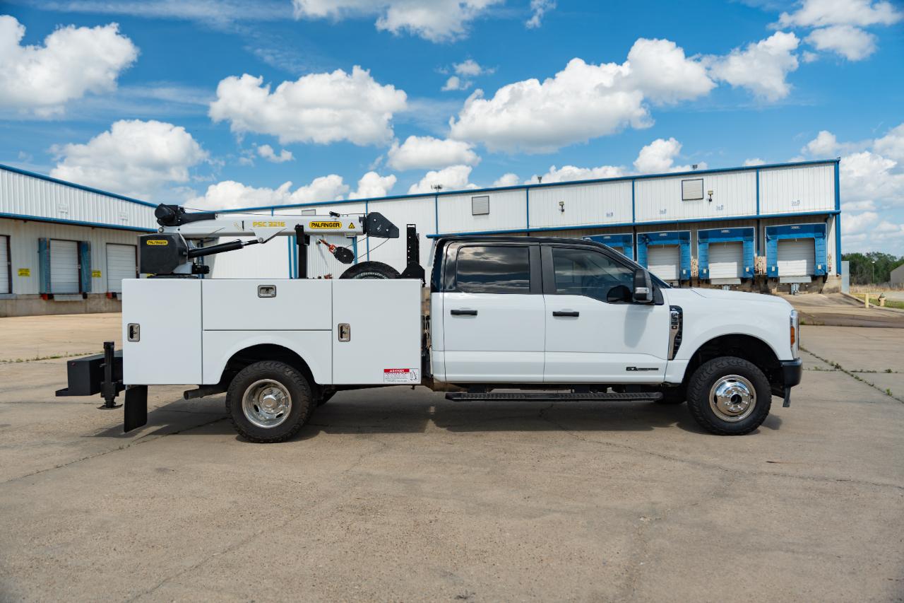 Ford F-350 SD XL Crew Cab Long Bed DRW 4WD 2024