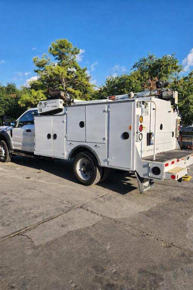 Ford F-550 Regular Cab DRW 4WD 2020