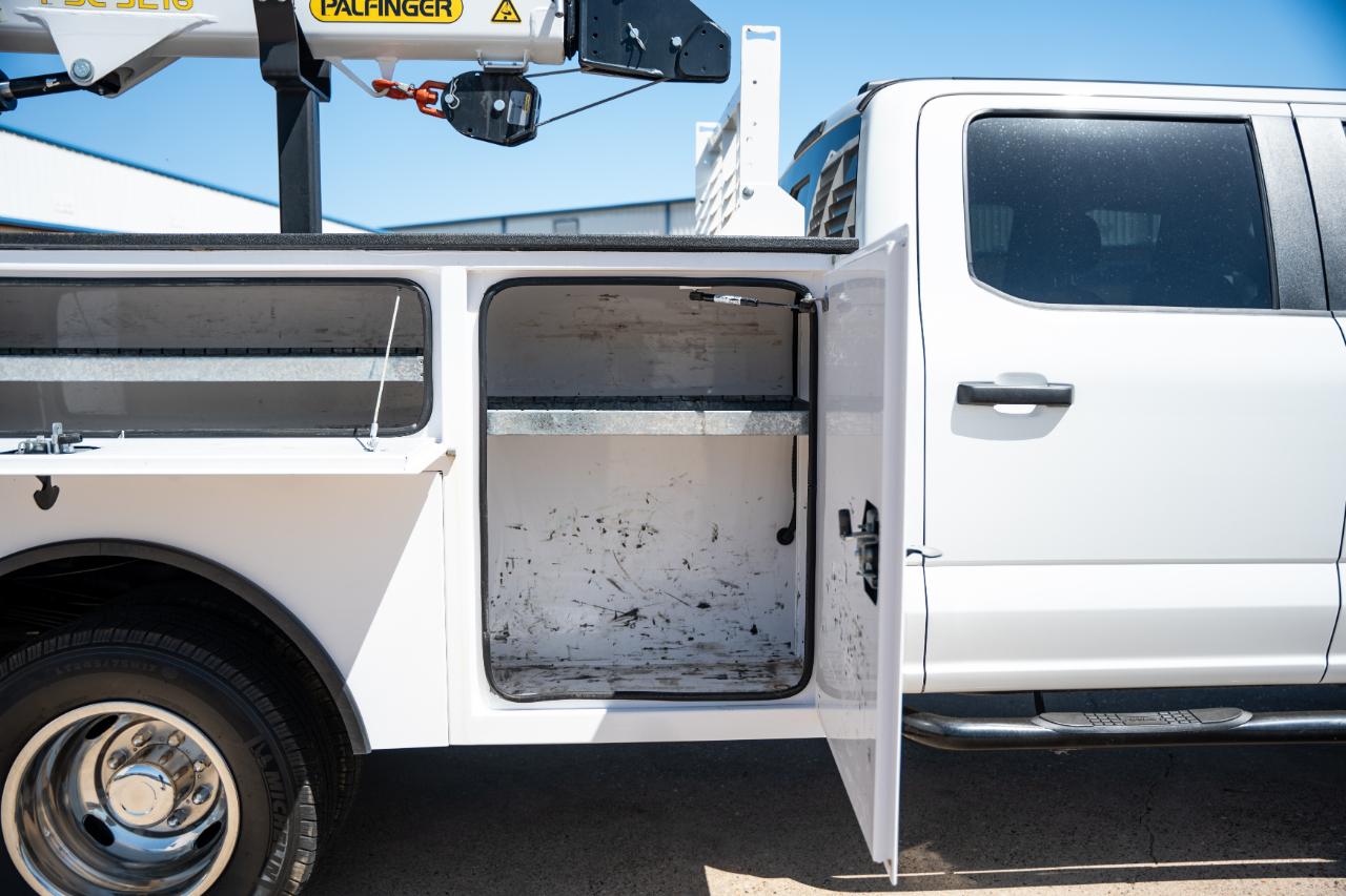 Ford F-350 SD XL Crew Cab Long Bed DRW 4WD 2024