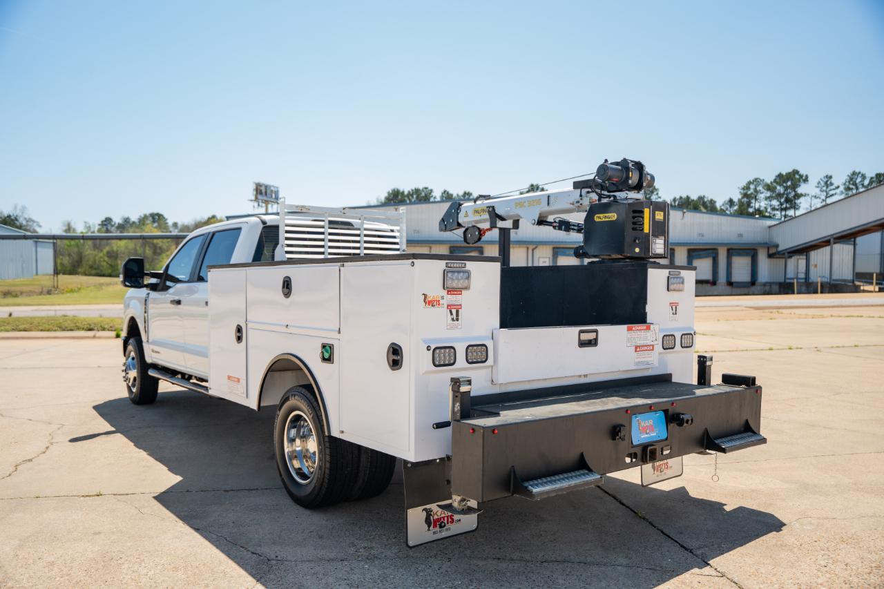 Ford F-350 SD XL Crew Cab Long Bed DRW 4WD 2024