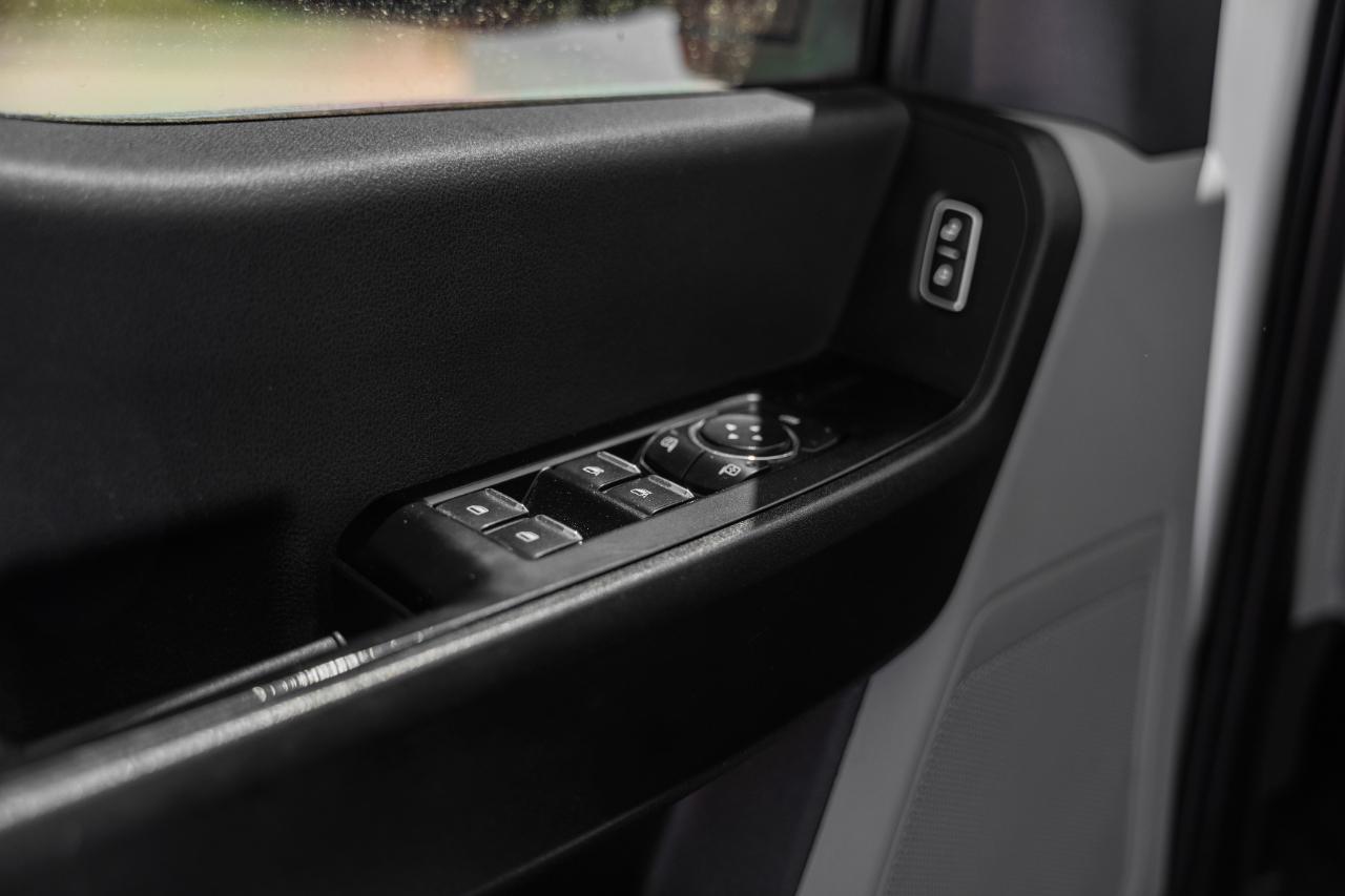 Ford F-350 SD XL Crew Cab Long Bed DRW 4WD 2024