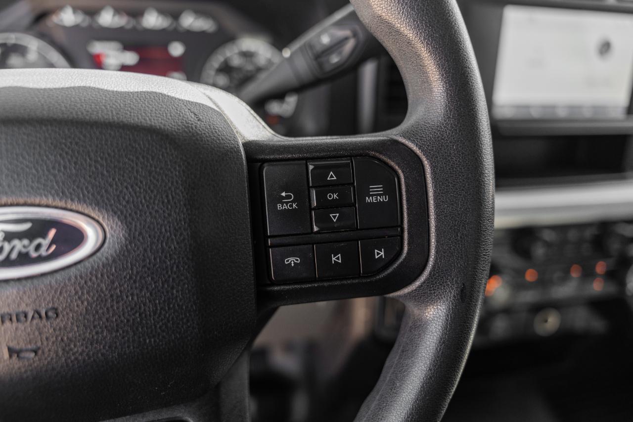 Ford F-350 SD XL Crew Cab Long Bed DRW 4WD 2024