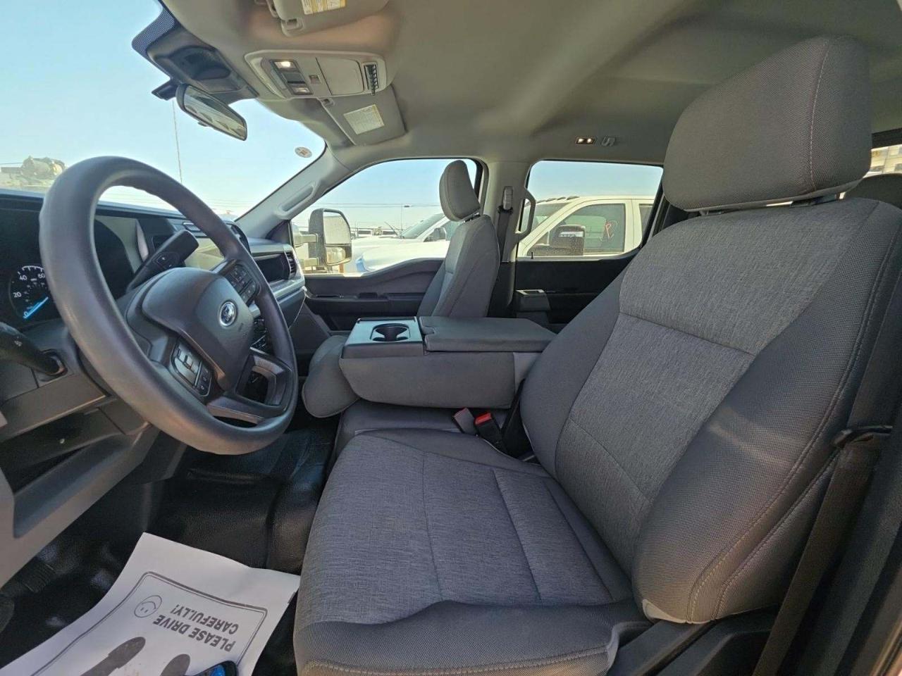 Ford F-350 SD King Ranch Crew Cab Long Bed DRW 4WD 2024