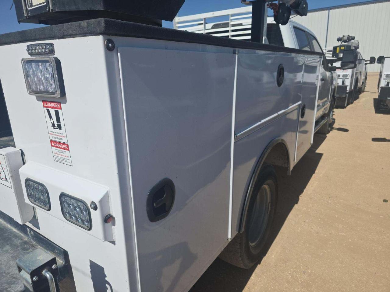 Ford F-350 SD King Ranch Crew Cab Long Bed DRW 4WD 2024