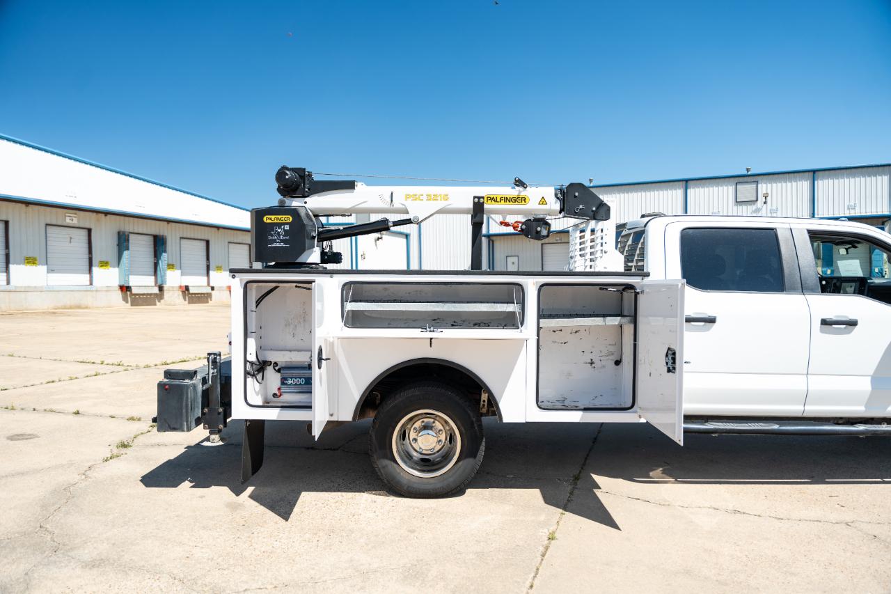 Ford F-350 SD XL Crew Cab Long Bed DRW 4WD 2024