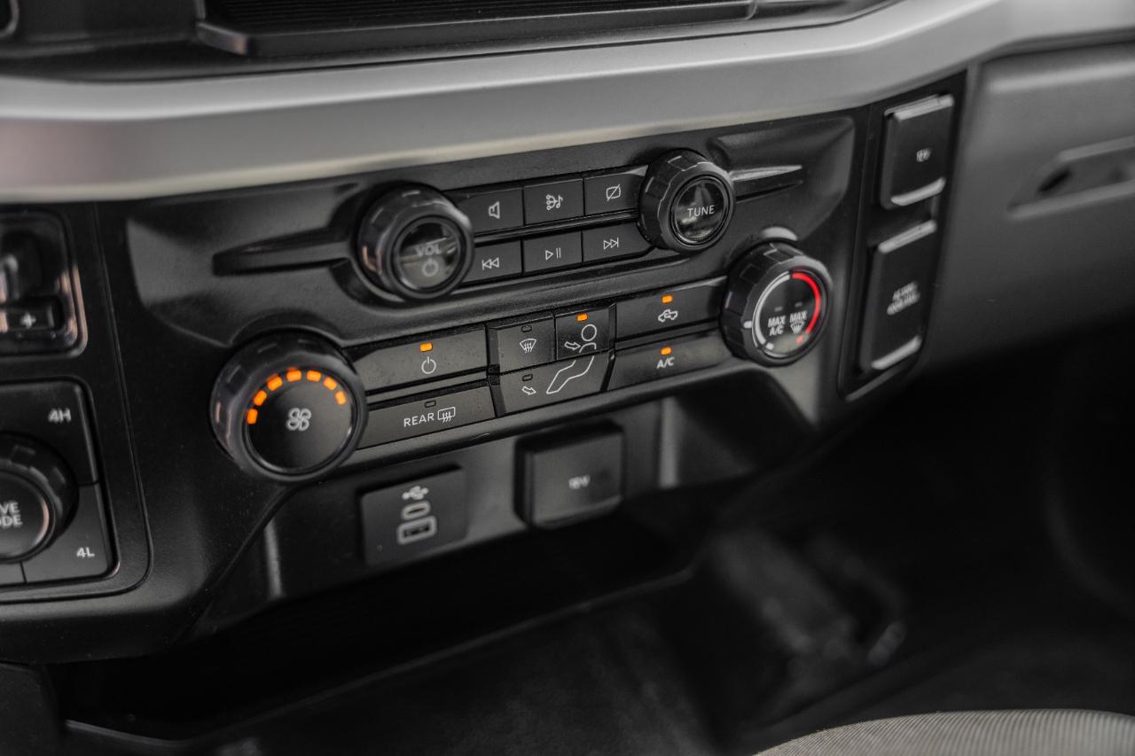 Ford F-350 SD XL Crew Cab Long Bed DRW 4WD 2024