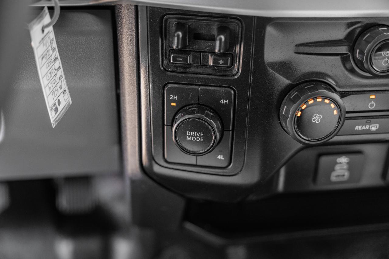 Ford F-350 SD XL Crew Cab Long Bed DRW 4WD 2024