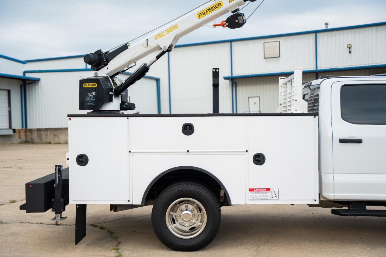 Ford F-350 SD XL Crew Cab Long Bed DRW 4WD 2024