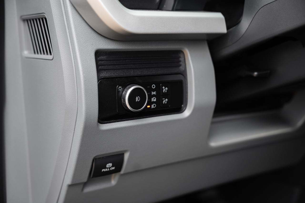 Ford F-350 SD XL Crew Cab Long Bed DRW 4WD 2024