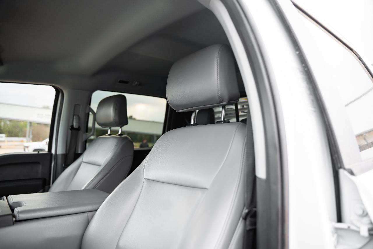 Ford F-350 SD XL Crew Cab Long Bed DRW 4WD 2024