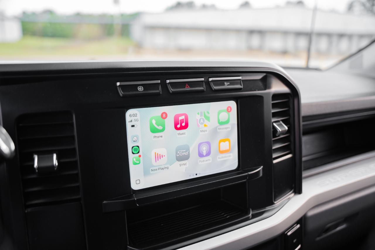 Ford F-350 SD XL Crew Cab Long Bed DRW 4WD 2024