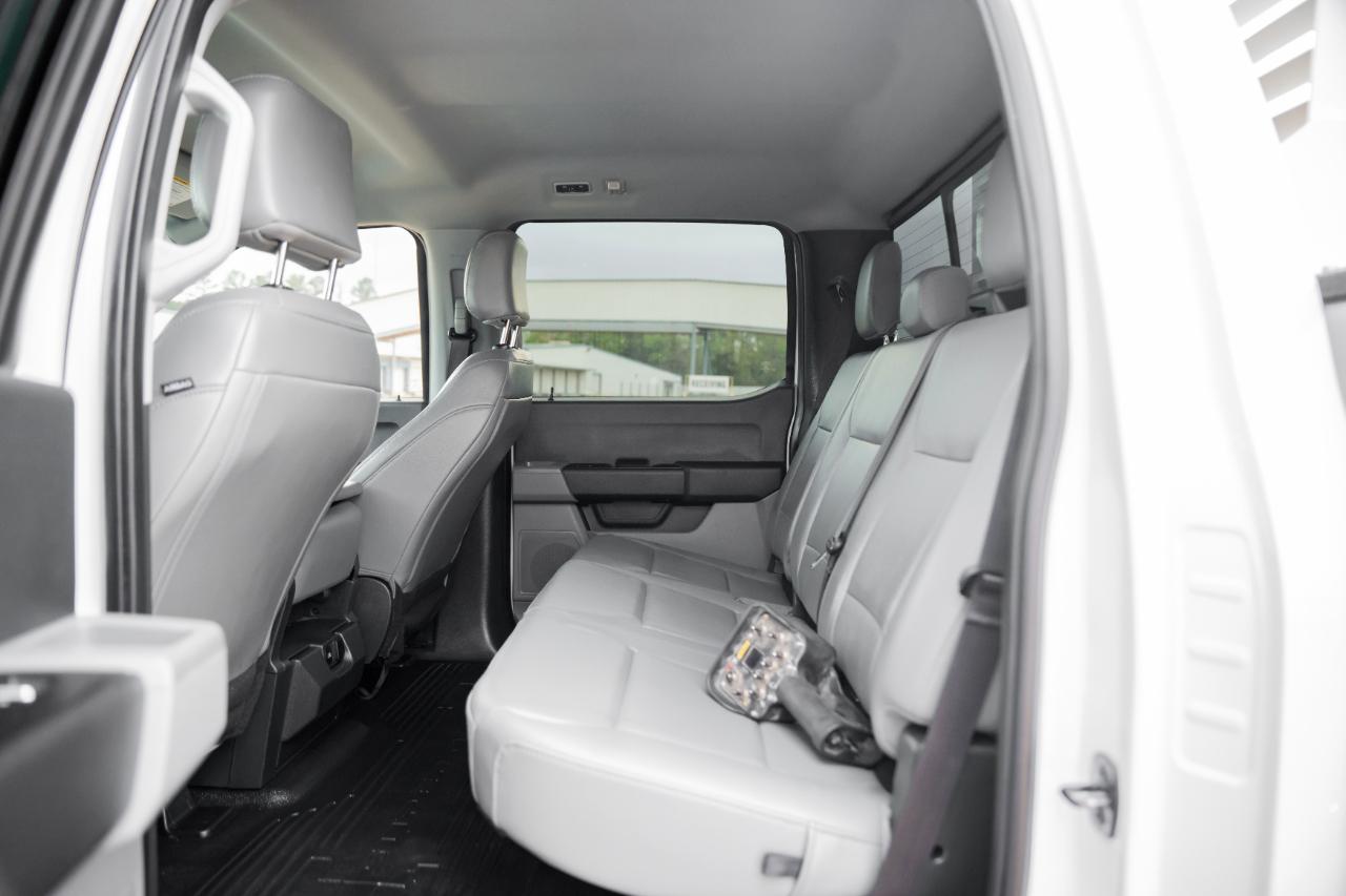 Ford F-350 SD XL Crew Cab Long Bed DRW 4WD 2024