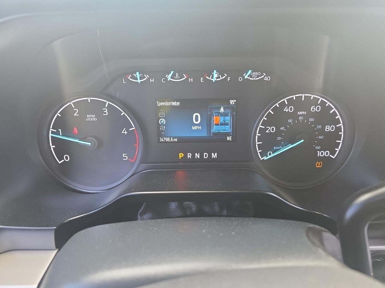 Ford F-350 SD XL Crew Cab 4WD DRW 2024