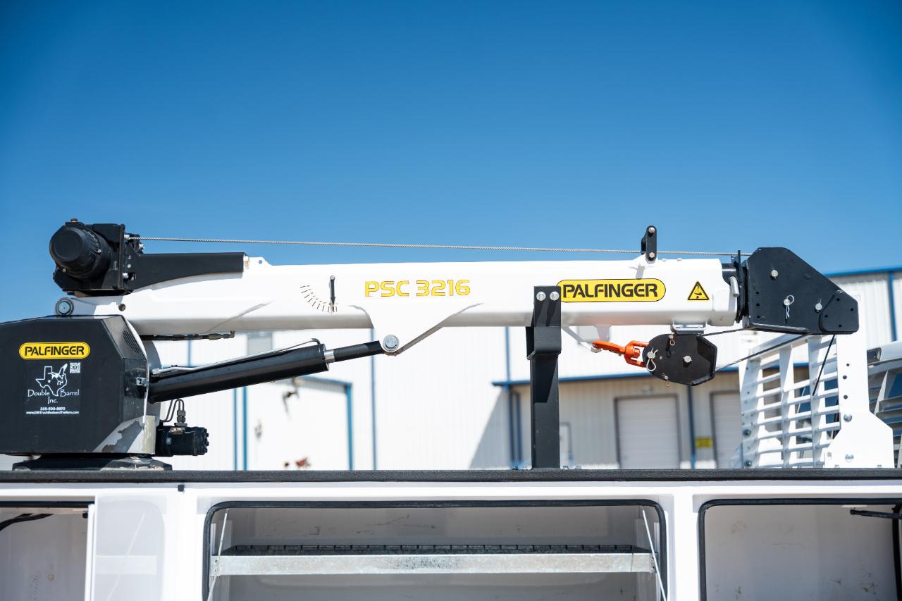 Ford F-350 SD XL Crew Cab 4WD DRW 2024