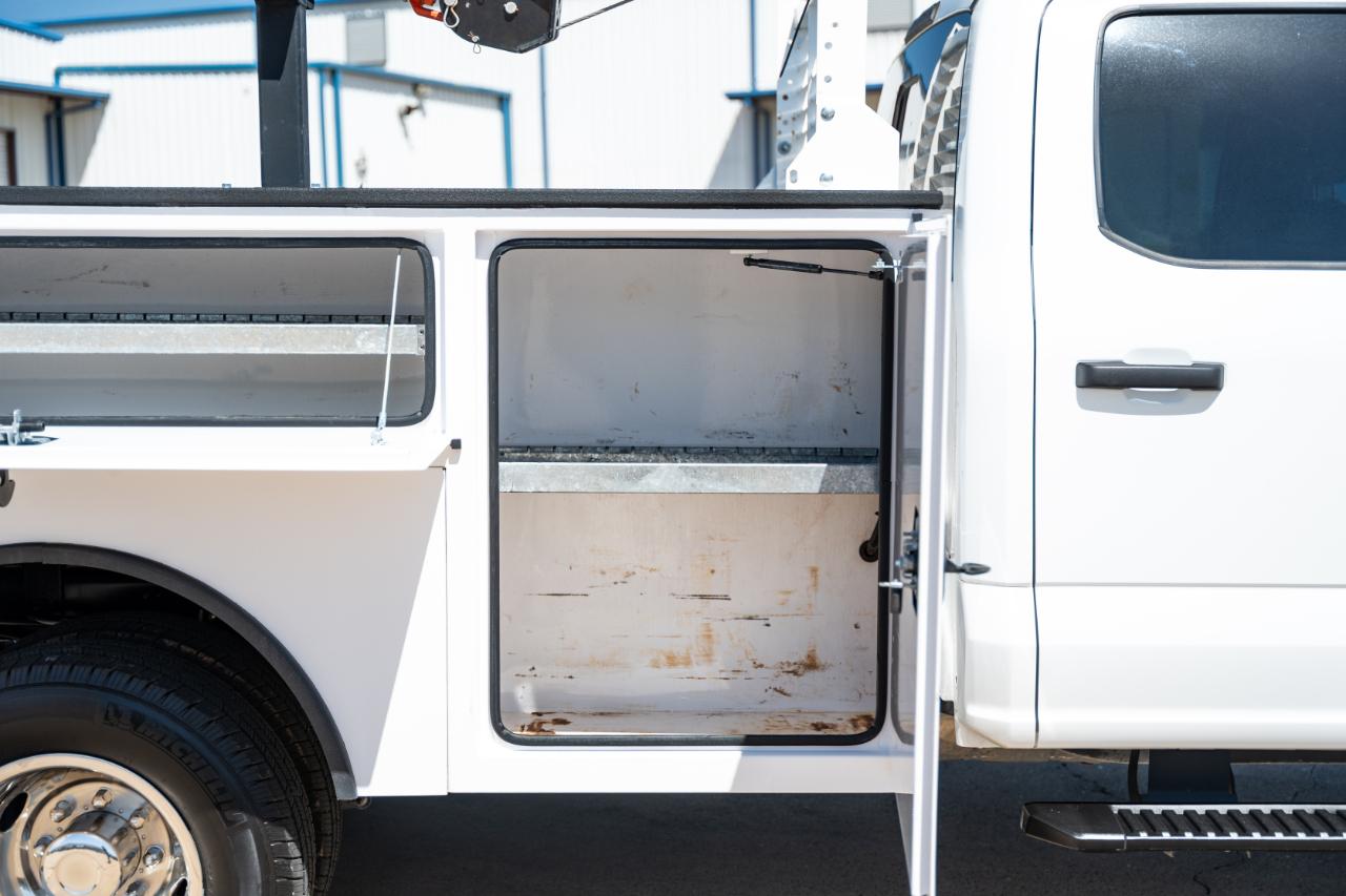 Ford F-350 SD XL Crew Cab 4WD DRW 2024