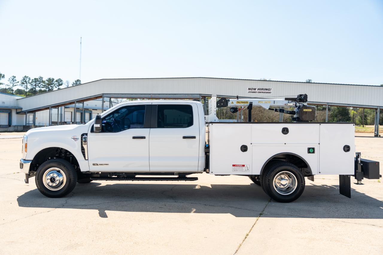Ford F-350 SD XL Crew Cab 4WD DRW 2024
