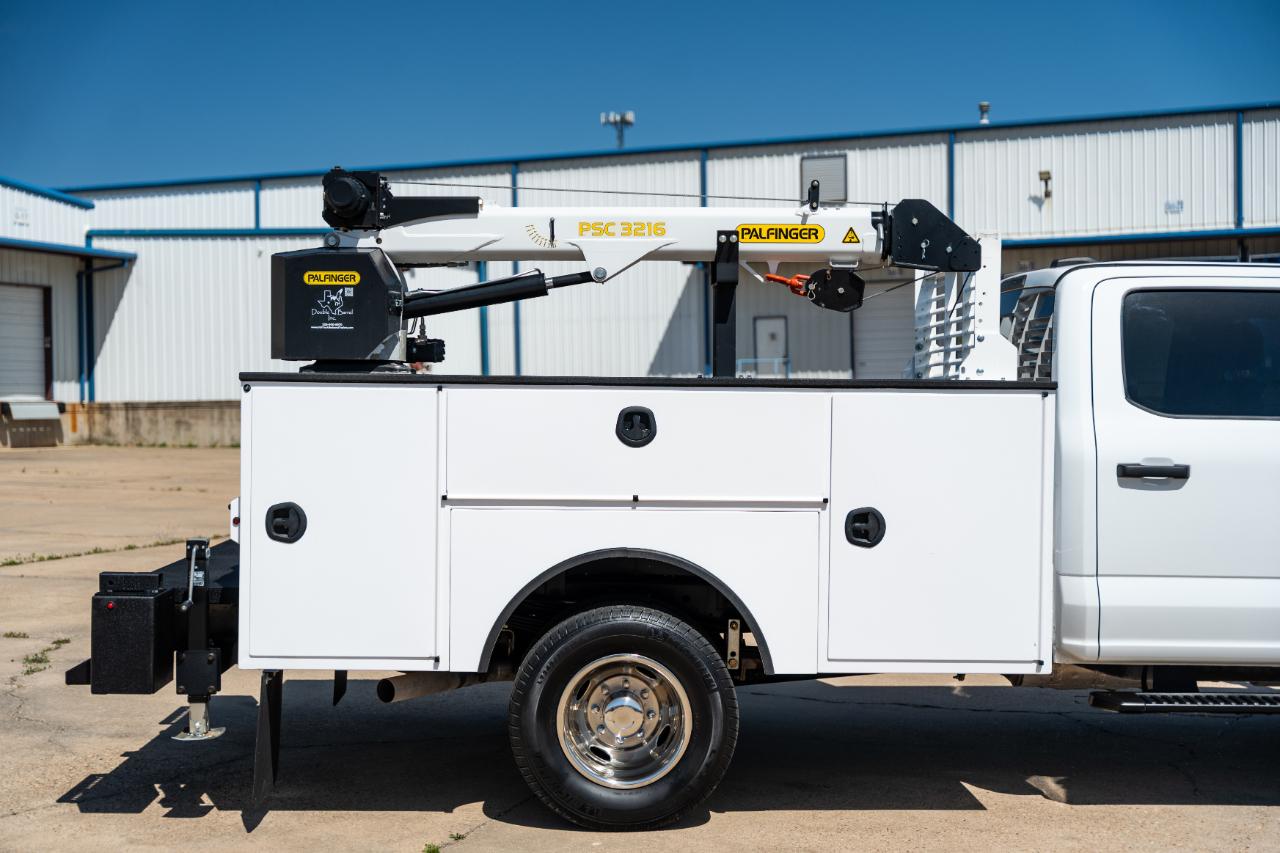 Ford F-350 SD XL Crew Cab 4WD DRW 2024