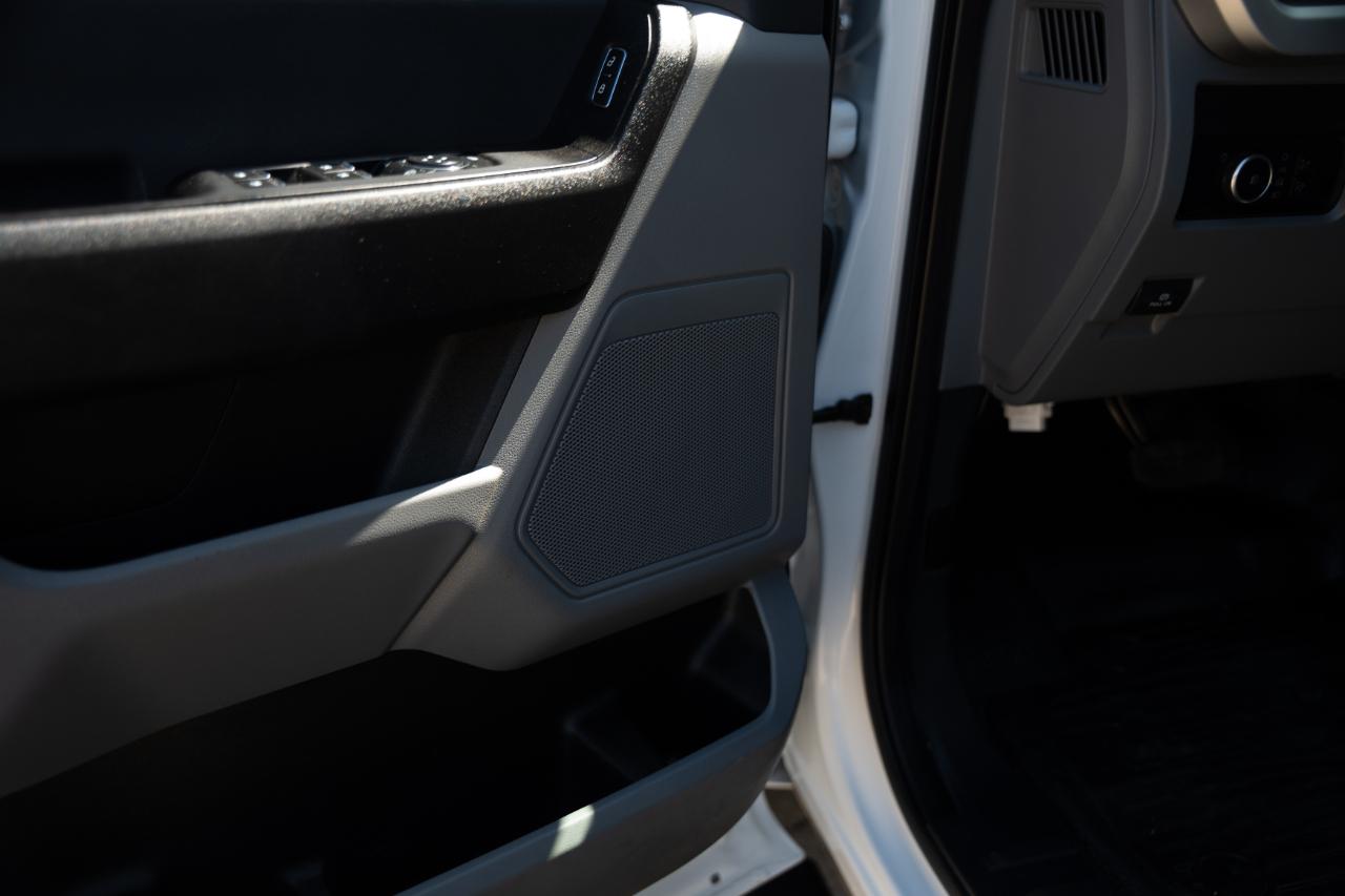 Ford F-350 SD XL Crew Cab 4WD DRW 2024