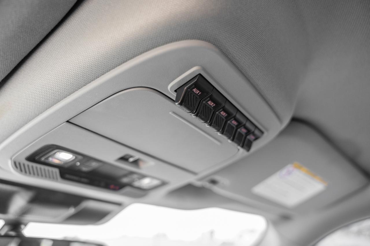 Ford F-350 SD XL Crew Cab 4WD DRW 2024