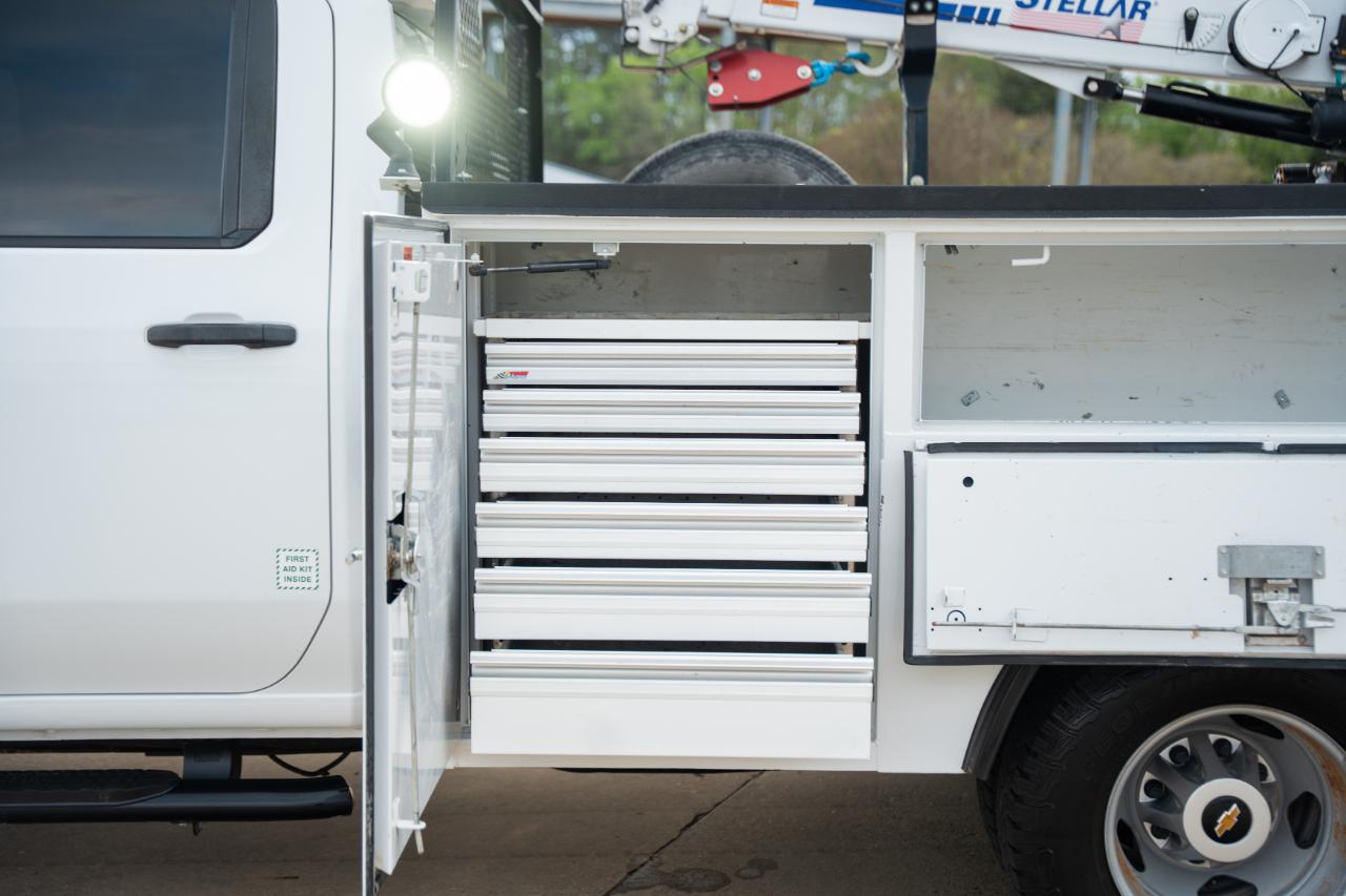 Chevrolet Silverado 3500HD Work Truck Crew Cab 4WD 2023