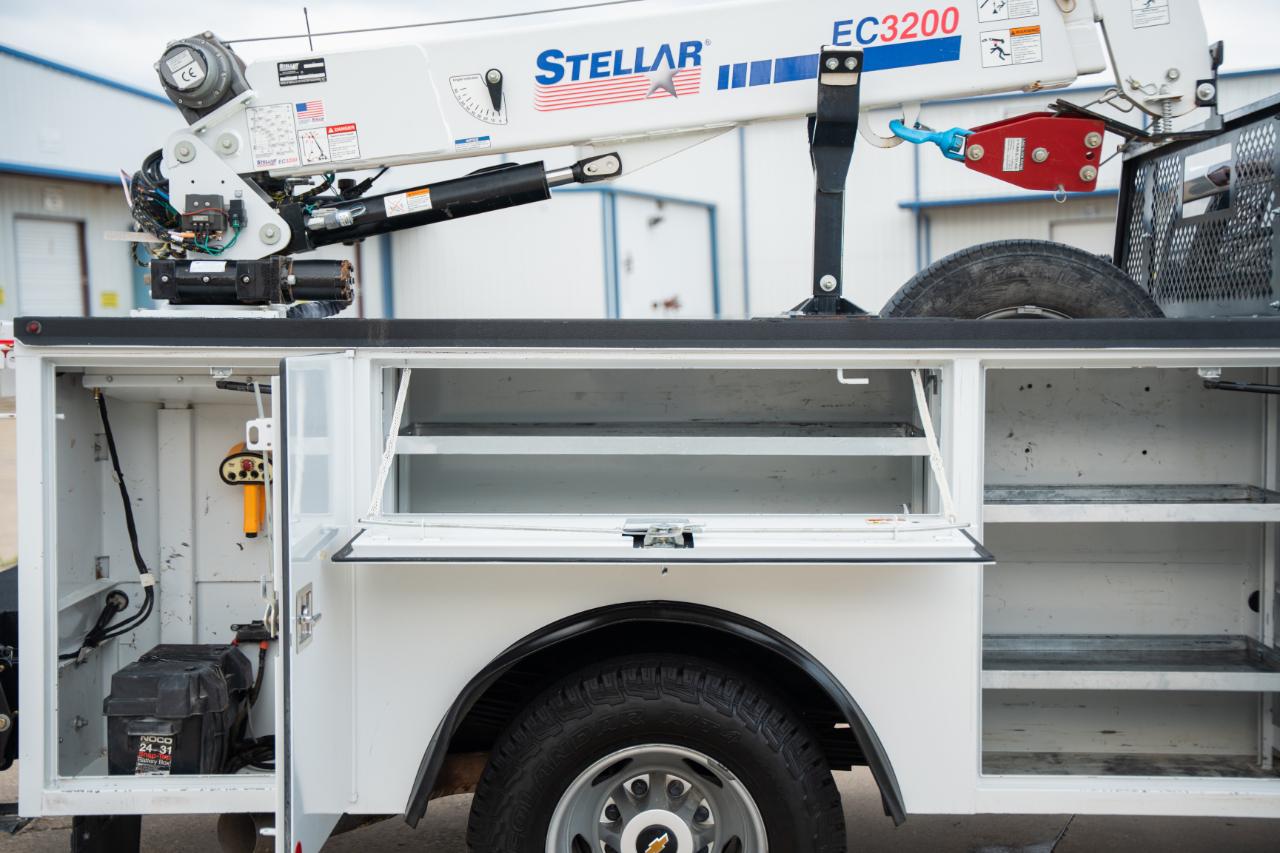 Chevrolet Silverado 3500HD Work Truck Crew Cab 4WD 2023