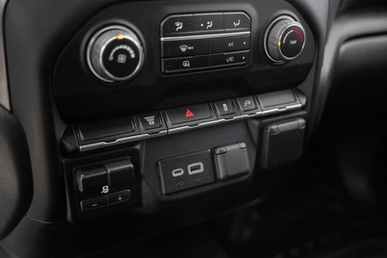 Chevrolet Silverado 3500HD Work Truck Crew Cab 4WD 2023