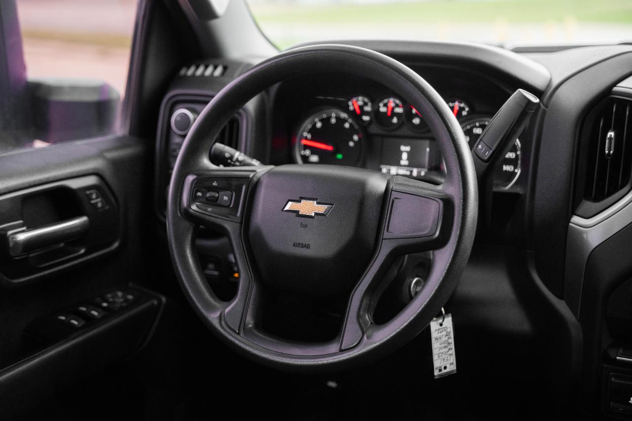 Chevrolet Silverado 3500HD Work Truck Crew Cab 4WD 2023