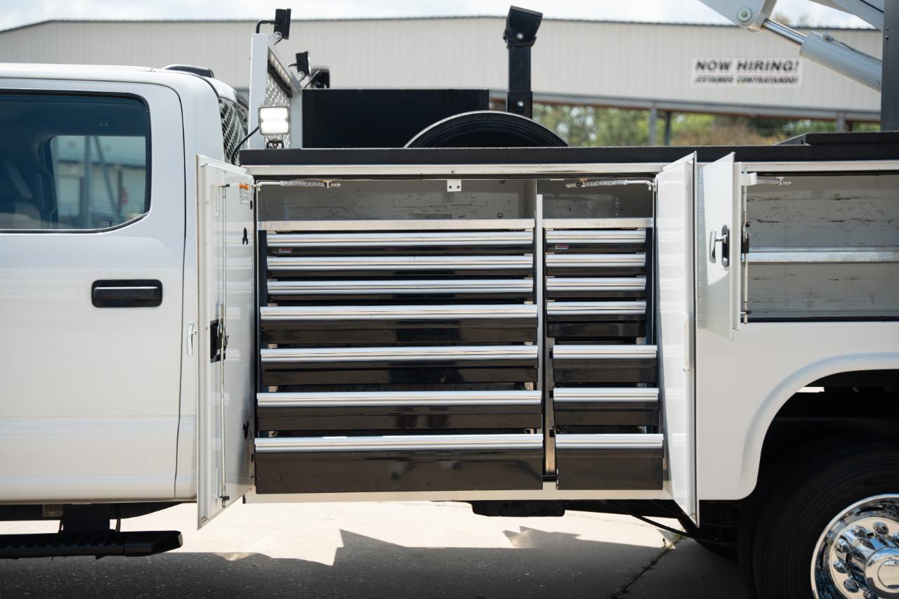 Ford F-550 Crew Cab DRW 4WD 2022