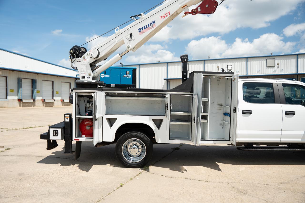 Ford F-550 Crew Cab DRW 4WD 2022