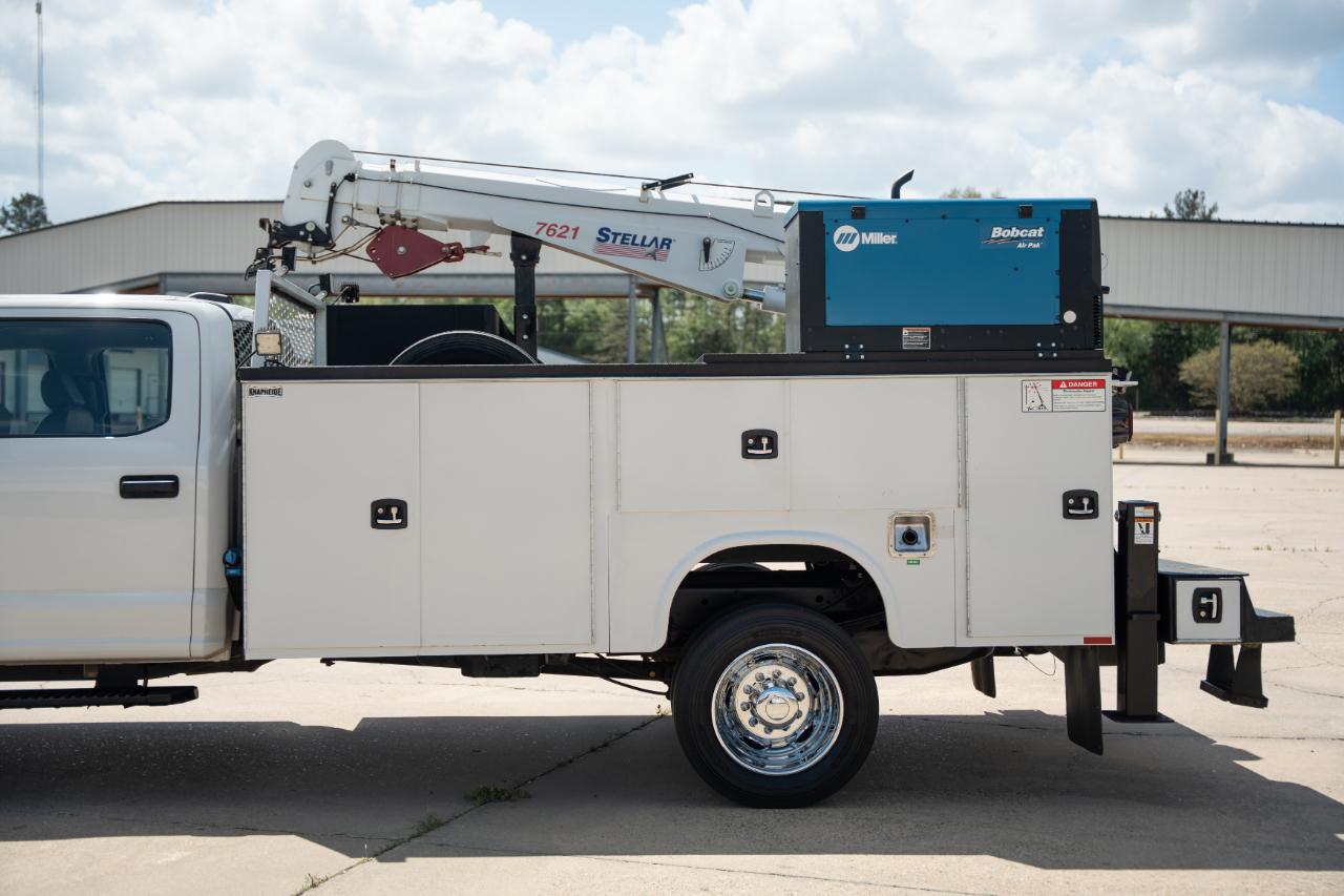 Ford F-550 Crew Cab DRW 4WD 2022