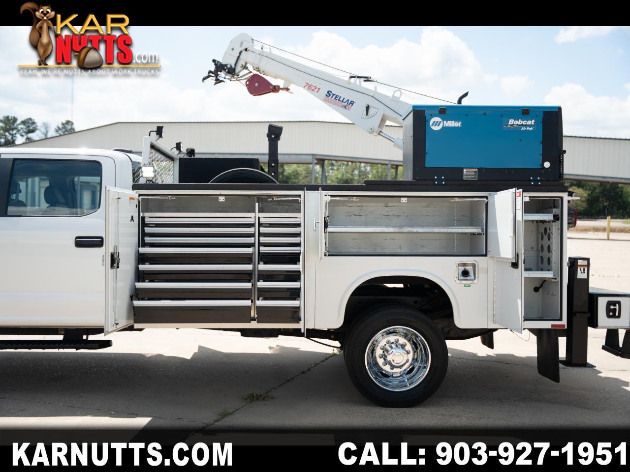 2022 Ford F-550 Crew Cab DRW 4WD