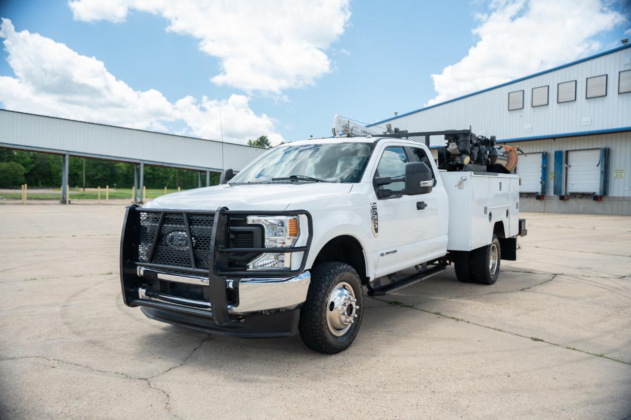 Ford F-350 SD XL SuperCab Long Bed 4WD DRW 2021